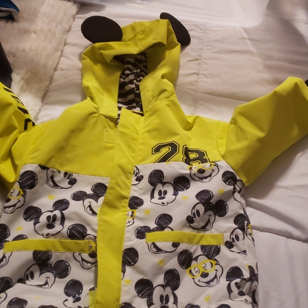 Rain coat